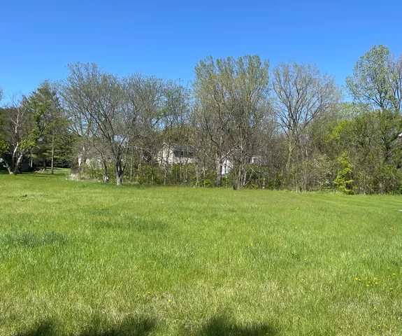 $6,000 | 915 Candlewick Drive, Poplar Grove, IL 61065