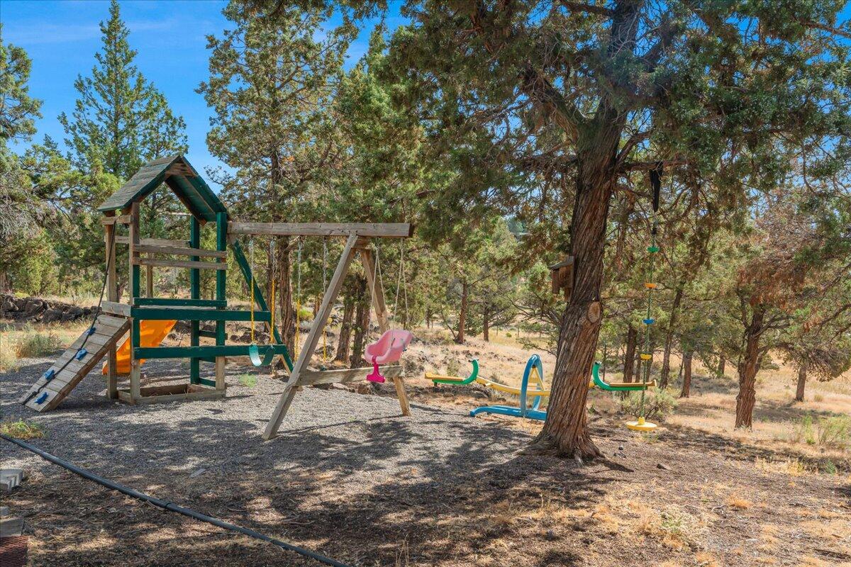 16963 Southwest Bullhead Road Terrebonne, OR 97760 - Photo 25 of 26 Swing Set