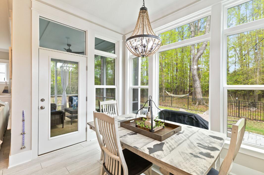 1052 Lyle Way Mount Pleasant, SC 29466 - Photo 19 of 38 DINING