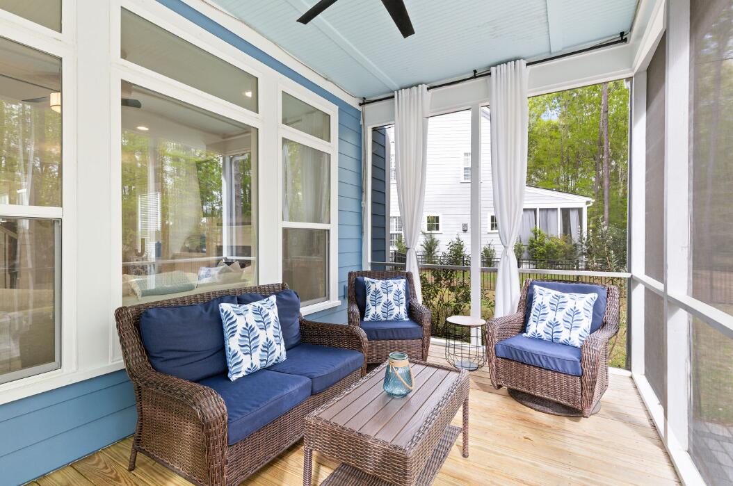 1052 Lyle Way Mount Pleasant, SC 29466 - Photo 21 of 38 SCREENED IN BACK PORCH 2