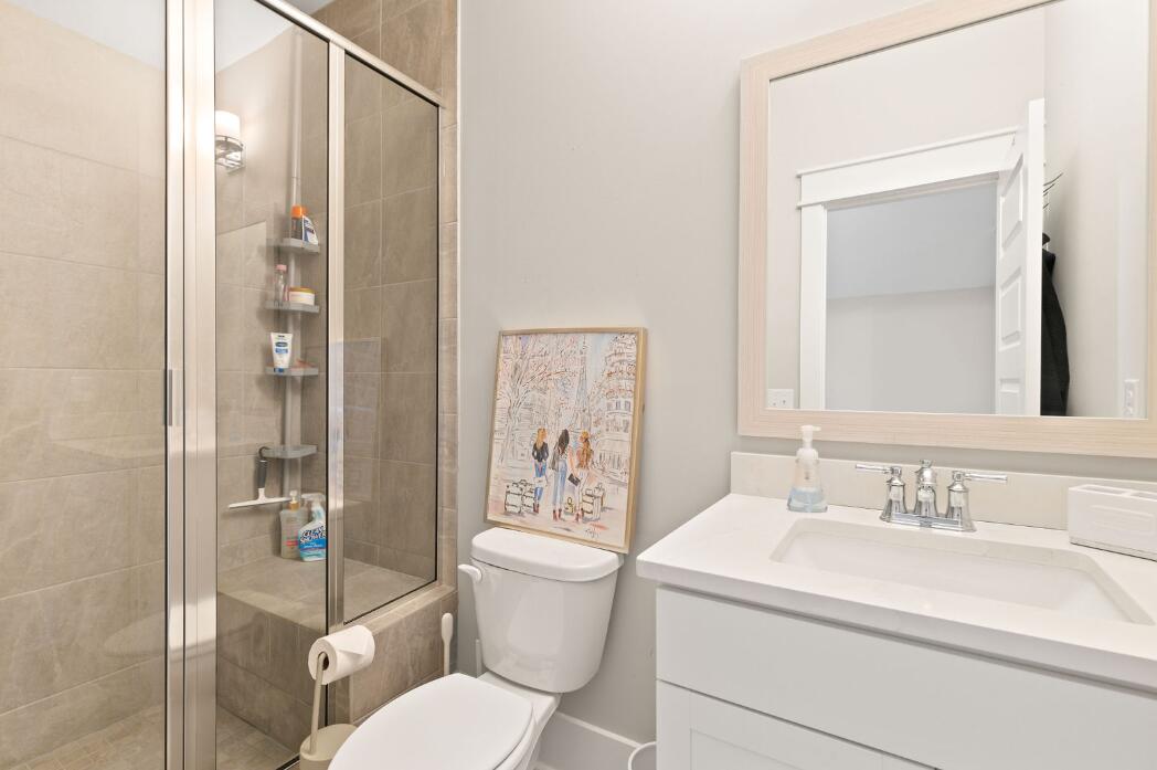 1052 Lyle Way Mount Pleasant, SC 29466 - Photo 35 of 38 THIRD FLOOR FULL BATH