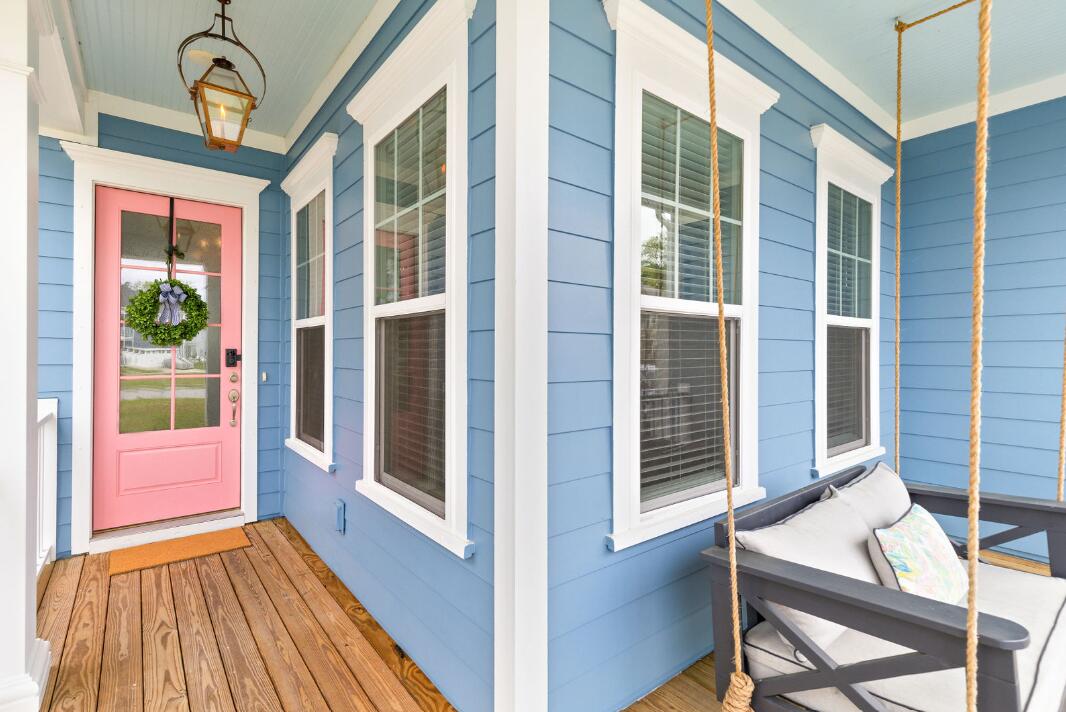 1052 Lyle Way Mount Pleasant, SC 29466 - Photo 4 of 38 FRONT PORCH 2