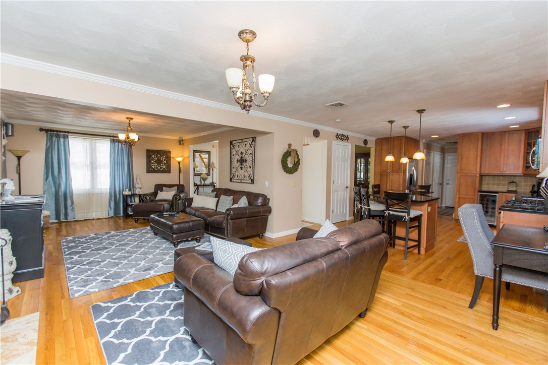 32 Fox Ridge Drive Cranston, RI 02921 - Photo 13 of 30 Gallery Image 13
