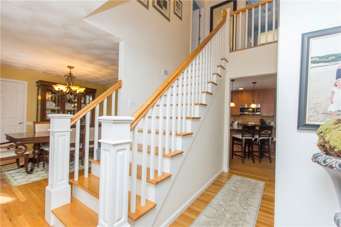 32 Fox Ridge Drive Cranston, RI 02921 - Photo 5 of 30 Gallery Image 5