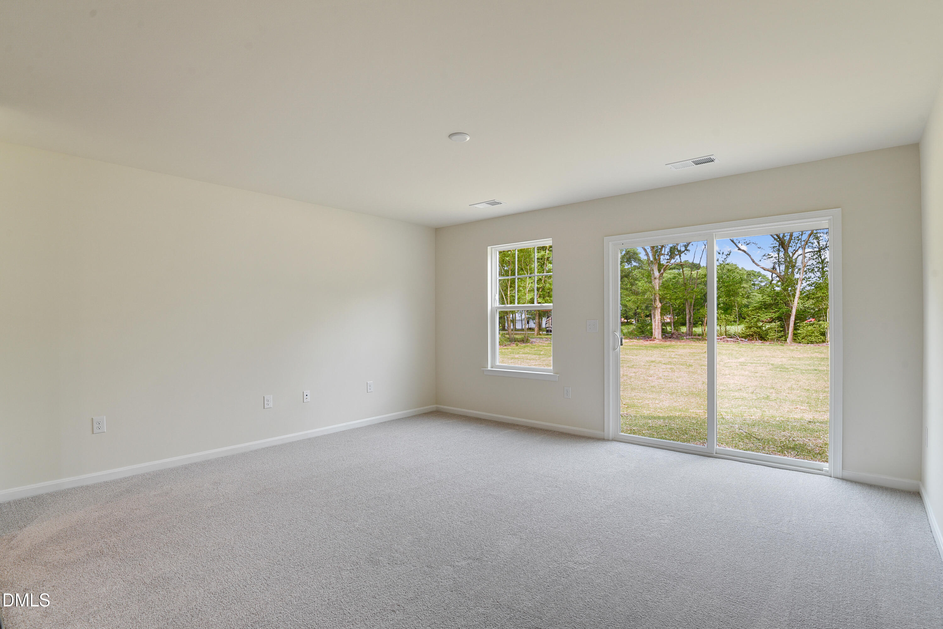 367 Gilliland Road Siler City, NC 27344 - Photo 13 of 31 Triumph- living area
