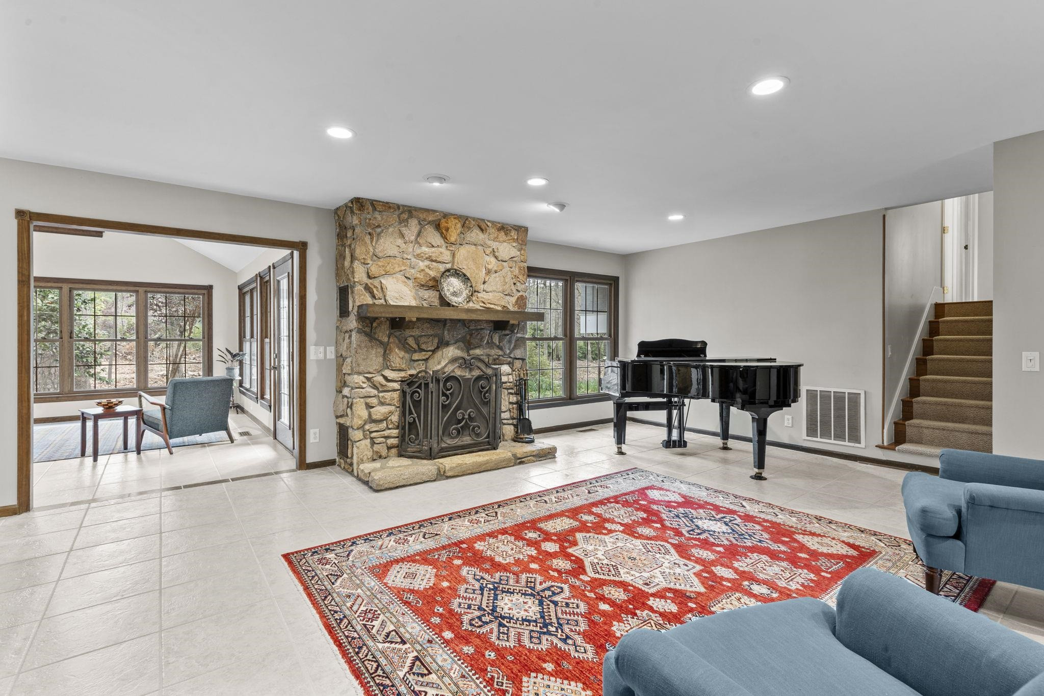 5309 Amsterdam Place Raleigh, NC 27606 - Photo 8 of 36 Photo 8