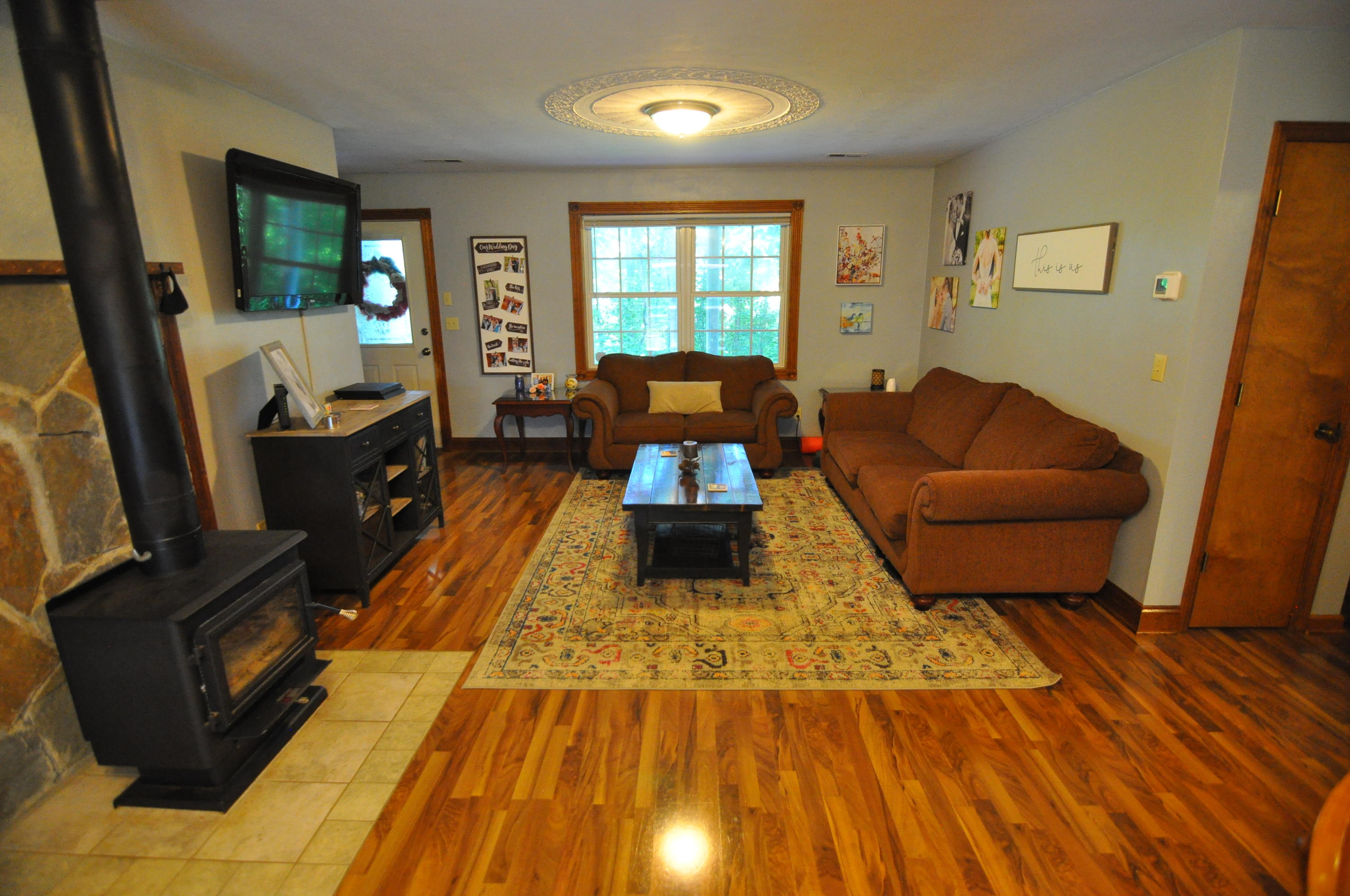 166 Truman Hill Road Hardy, VA 24101 - Photo 3 of 37 Living Room