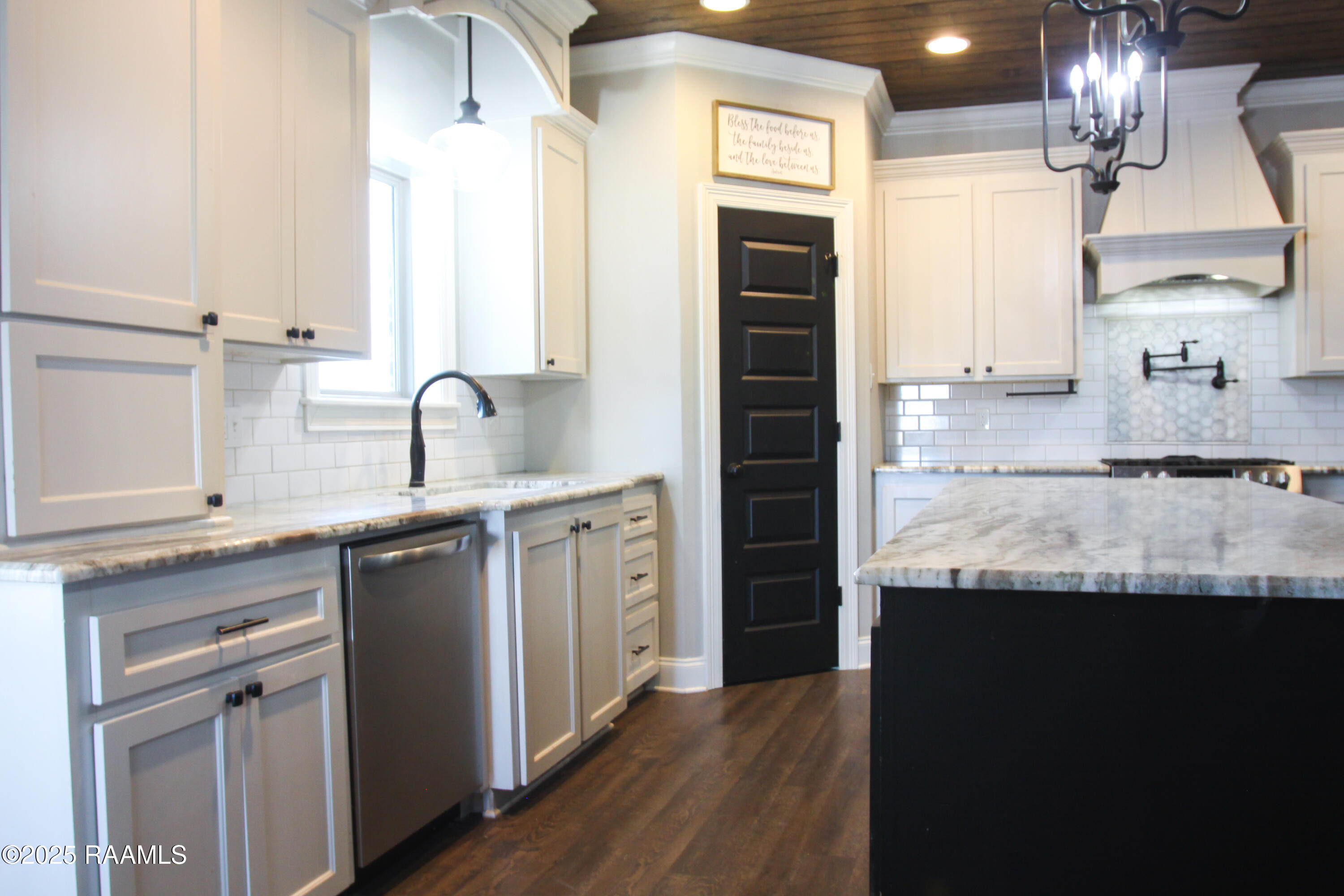 2141 McGee Road Ville Platte, LA 70586 - Photo 3 of 36 IMG_0070