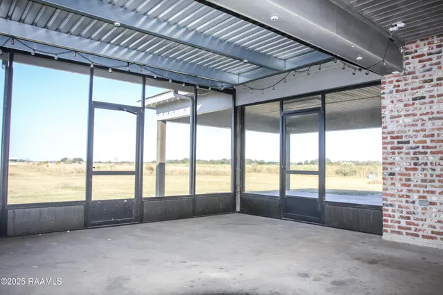 $395,000 | 2141 McGee Road, Ville Platte, LA 70586