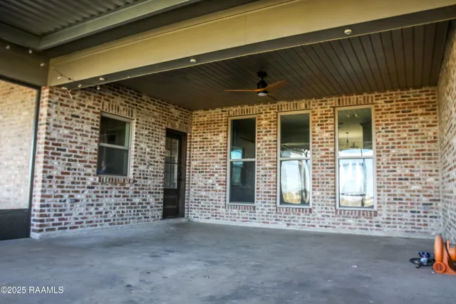 $395,000 | 2141 McGee Road, Ville Platte, LA 70586