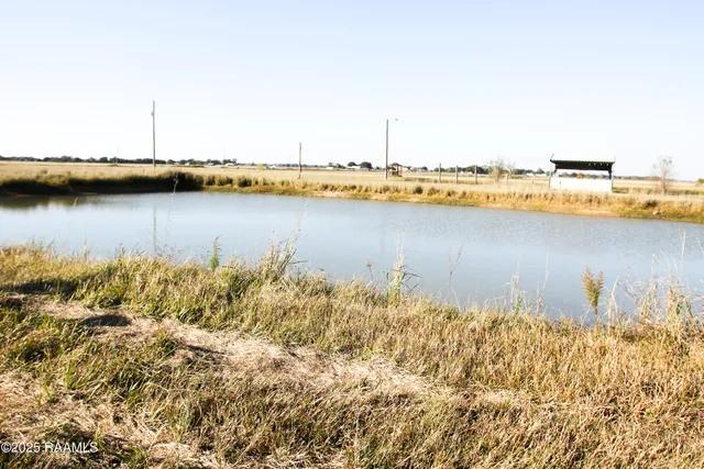 $395,000 | 2141 McGee Road, Ville Platte, LA 70586