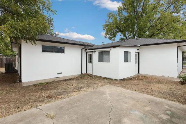 a view of a house with a outdoor space