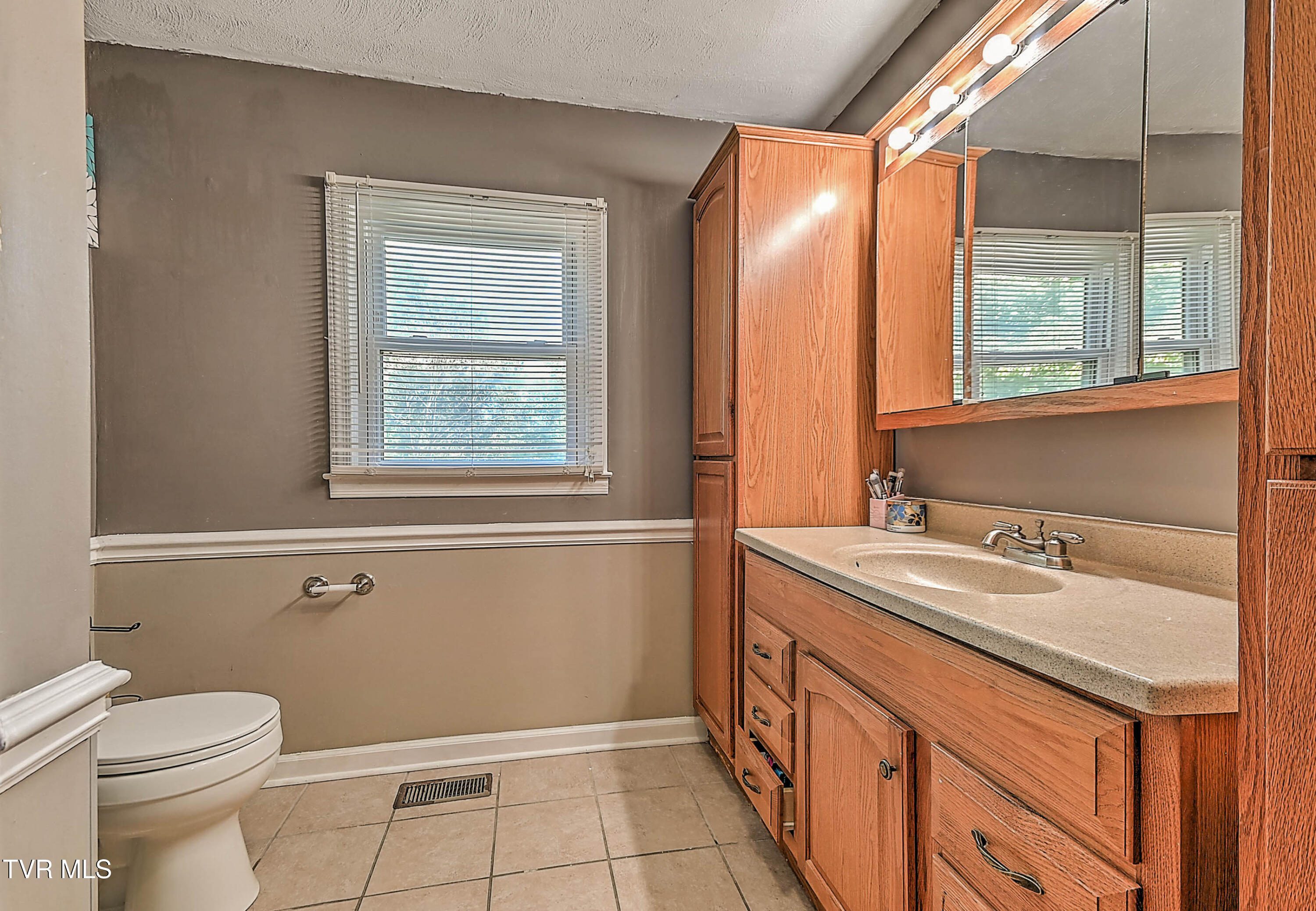 16153 Baytree Road Bristol, VA 24202 - Photo 24 of 37 16153 Baytree CP-27