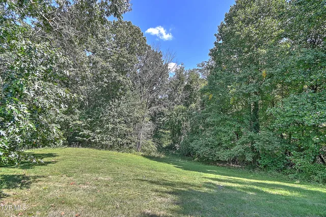 $239,900 | 16153 Baytree Road, Bristol, VA 24202