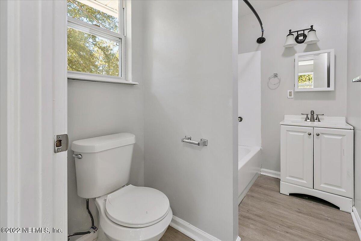 5145 Buckhead Road Middleburg, FL 32068 - Photo 12 of 15 12-Bathroom