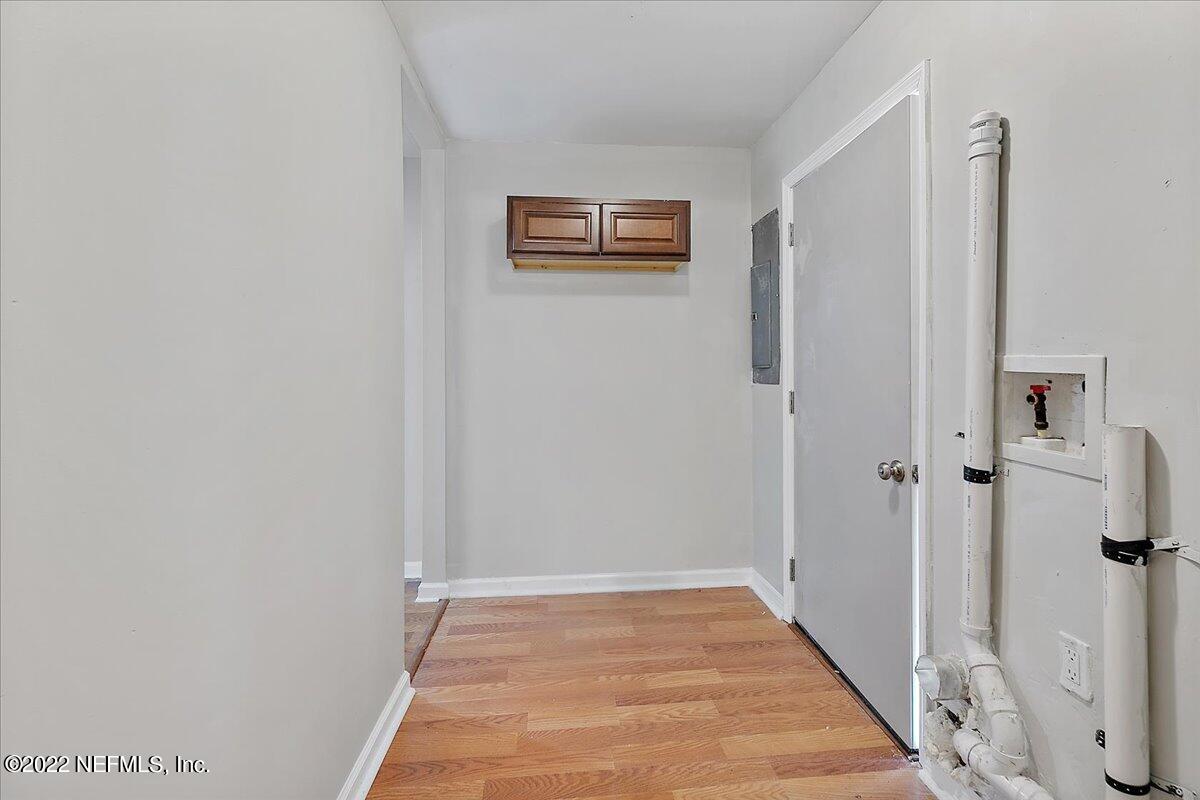 5145 Buckhead Road Middleburg, FL 32068 - Photo 14 of 15 14-Laundry Room