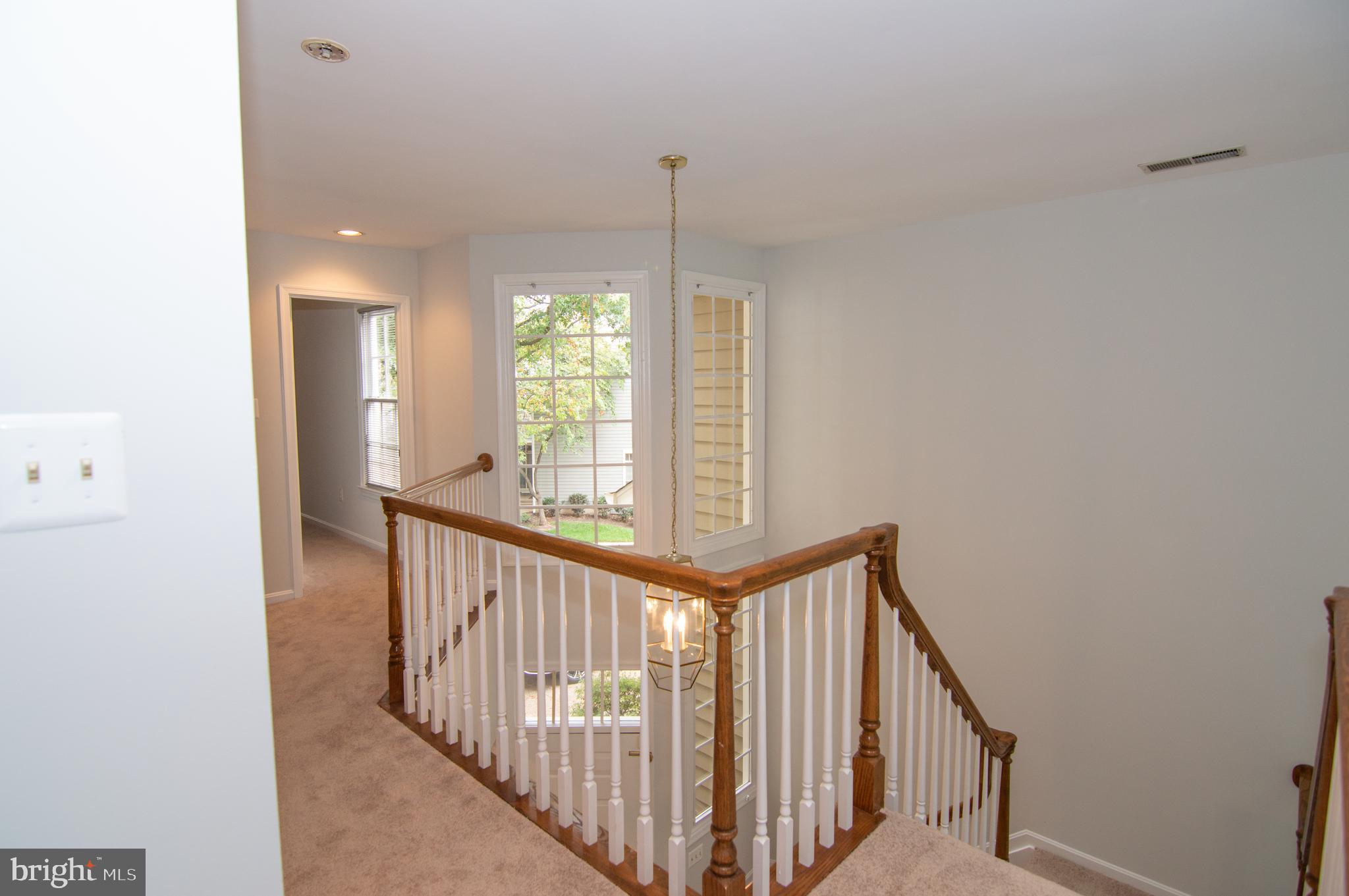 11415 Hollow Timber Way Reston, VA 20194 - Photo 25 of 50 Upper Level Hallway