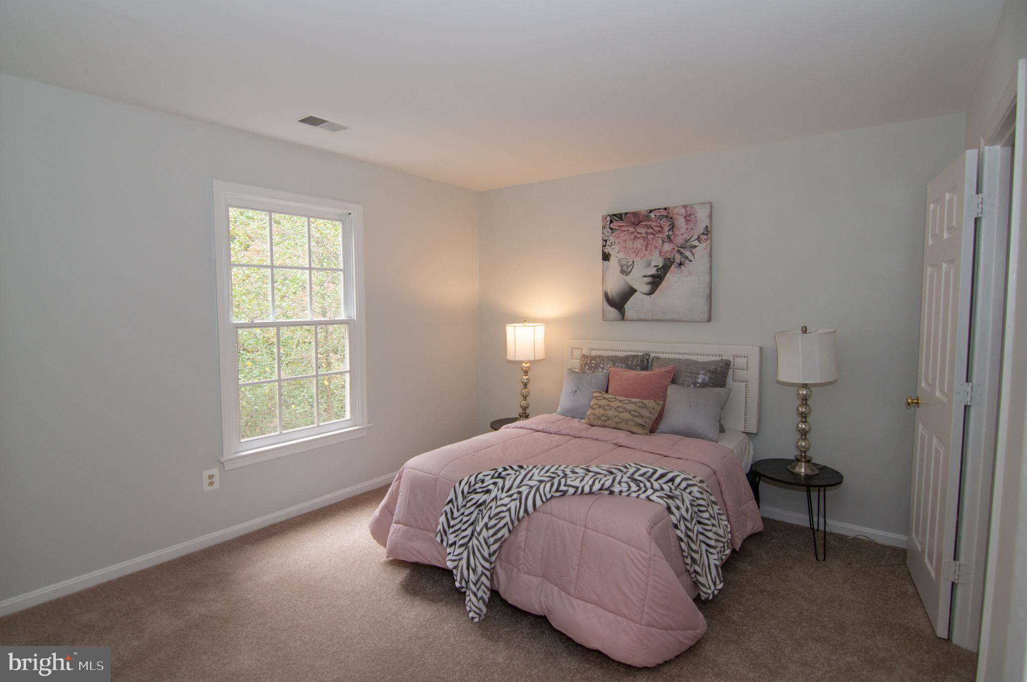 11415 Hollow Timber Way Reston, VA 20194 - Photo 35 of 50 Upper Level Bedroom (#2)