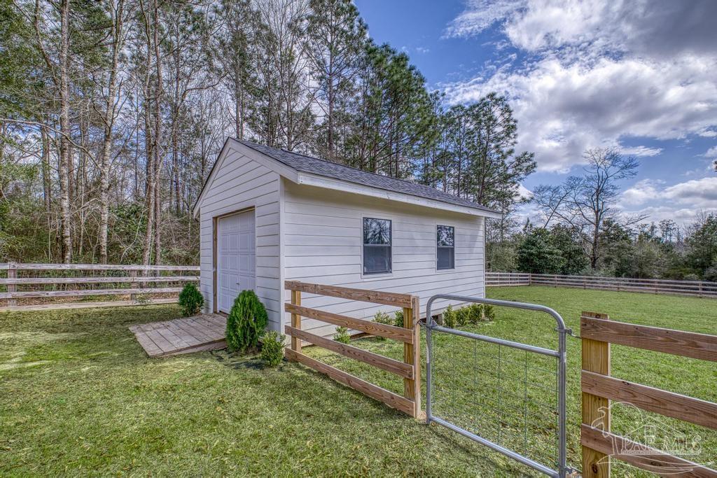 1851 Booth Lake Road Cantonment, FL 32533 - Photo 61 of 70