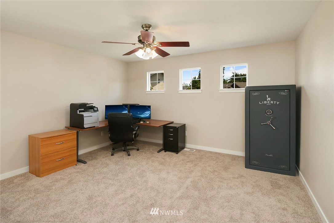 2804 232nd Street Southeast Bothell, WA 98021 - Photo 14 of 21