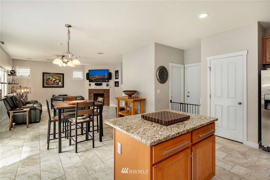 2804 232nd Street Southeast Bothell, WA 98021 - Photo 5 of 21