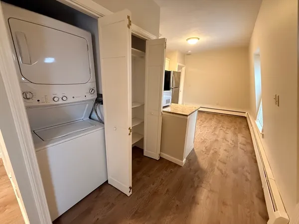 $1,800 | 106-108 Union Street, Unit 3, Mansfield, MA 02048