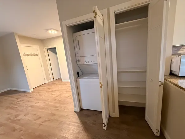 $1,800 | 106-108 Union Street, Unit 3, Mansfield, MA 02048