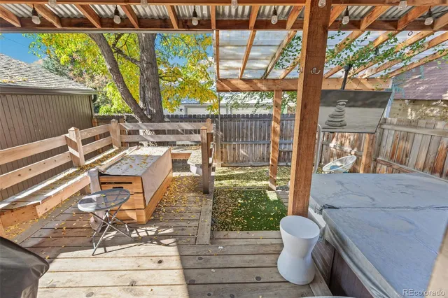 a view of outdoor space yard and patio