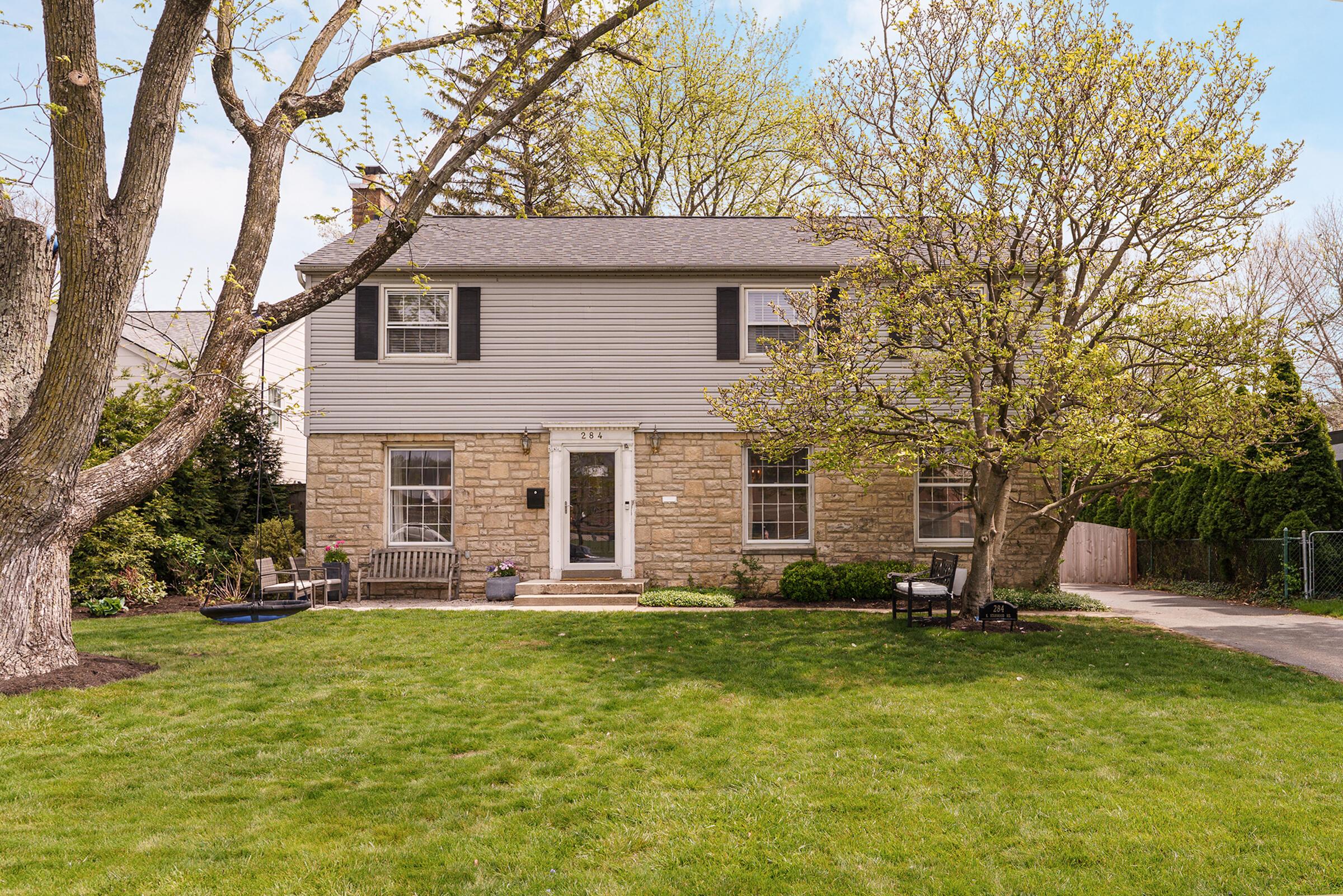284 South Stanwood Road Columbus, OH 43209 - Photo 2 of 60 284 S Stanwood Rd