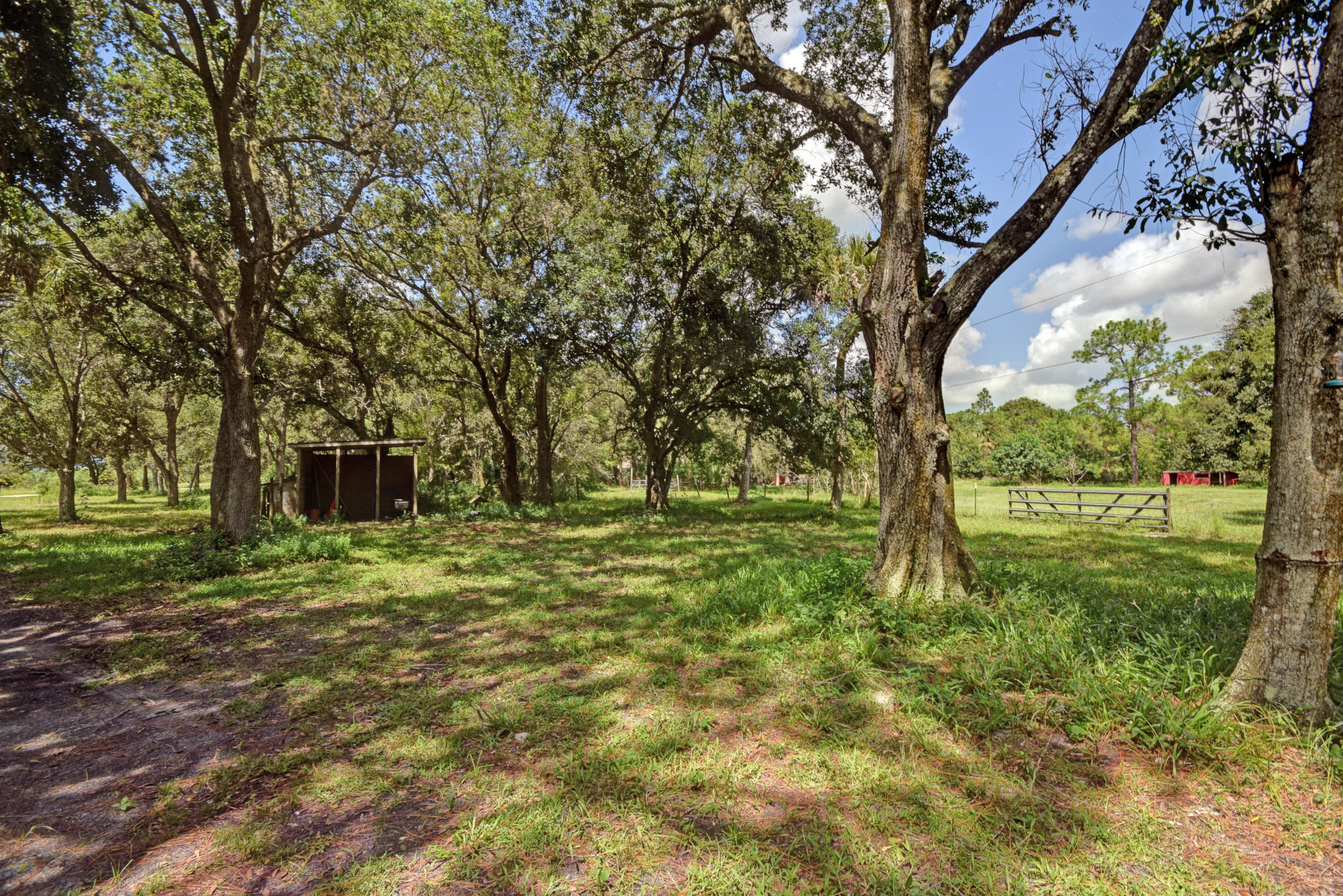 3520 Seminole Road Fort Pierce, FL 34951 - Photo 5 of 34 .