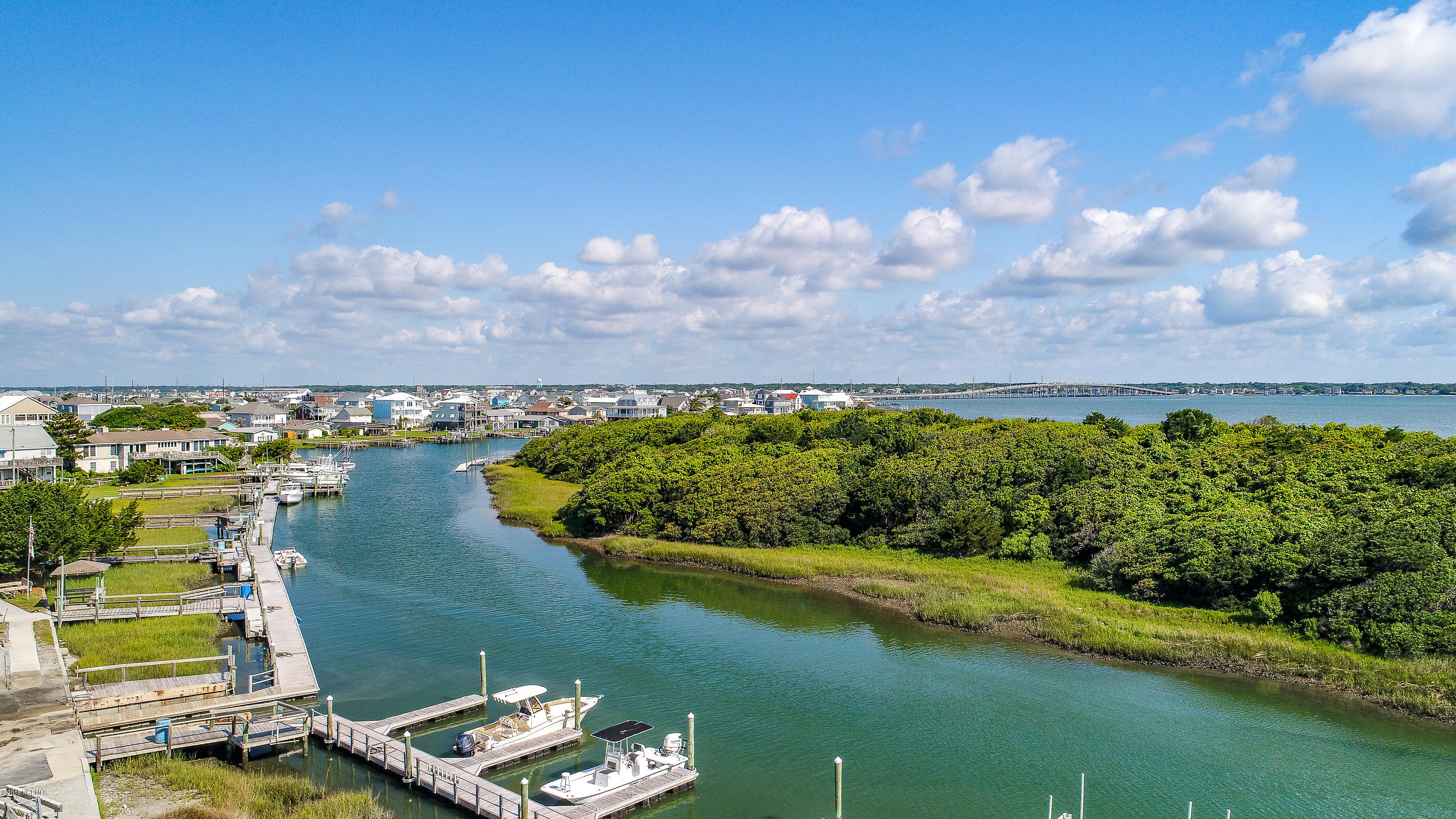 431 East Fort Macon Road, Unit 3 Atlantic Beach, NC 28512 - Photo 17 of 17 Chill Photo_-42