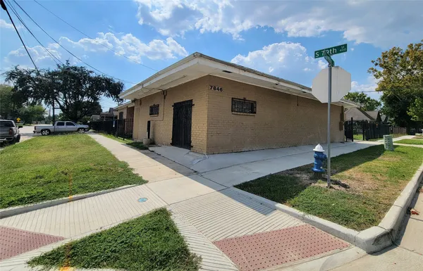 $398,000 | 7846 Dayton Street, Houston, TX 77012