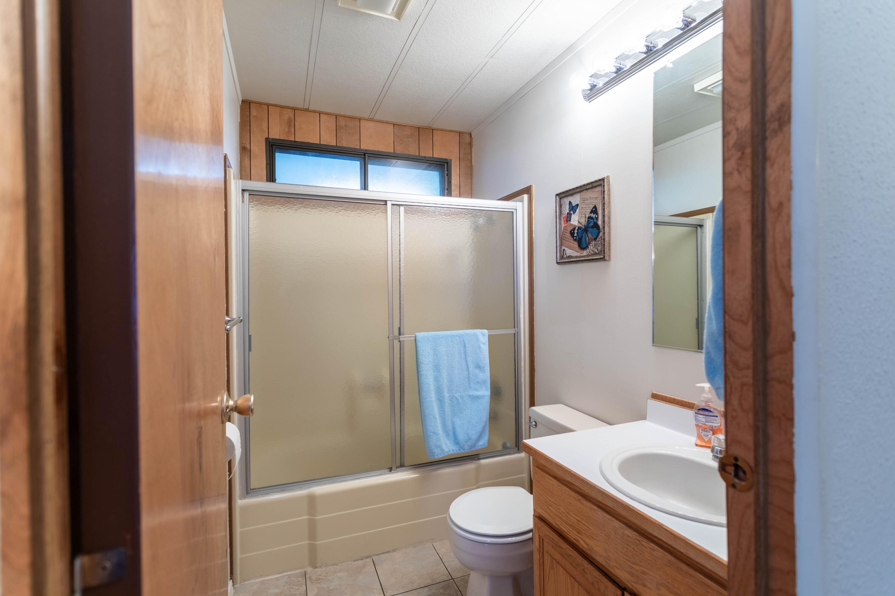 555 Freeman Road, Unit 192 Central Point, OR 97502 - Photo 15 of 26 16