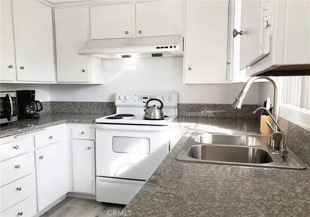 $2,925,000 | 333 North Chapel Avenue, Unit A, Alhambra, CA 91801