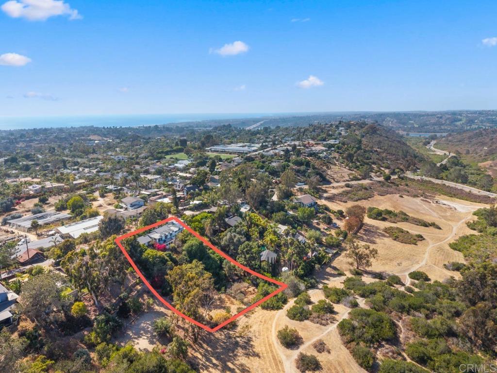 1243 Saxony Road Encinitas, CA 92024 - Photo 3 of 37 Gallery Image 3