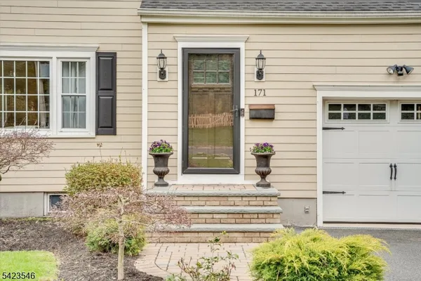 $1,199,000 | 171 Hillside Avenue, Chatham, NJ 07928