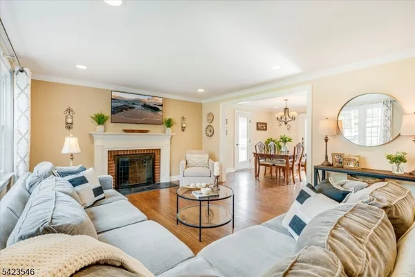 $1,199,000 | 171 Hillside Avenue, Chatham, NJ 07928