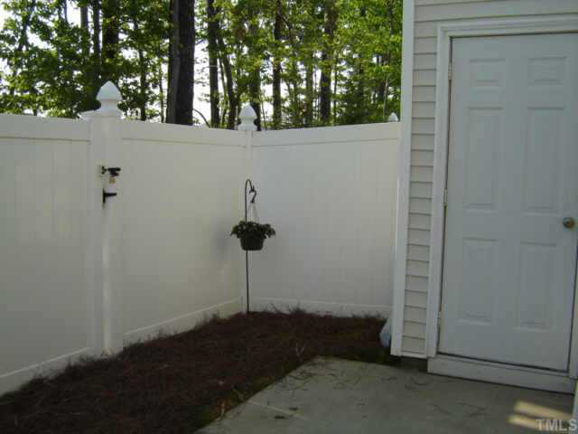 8237 Martello Lane Raleigh, NC 27613 - Photo 7 of 10