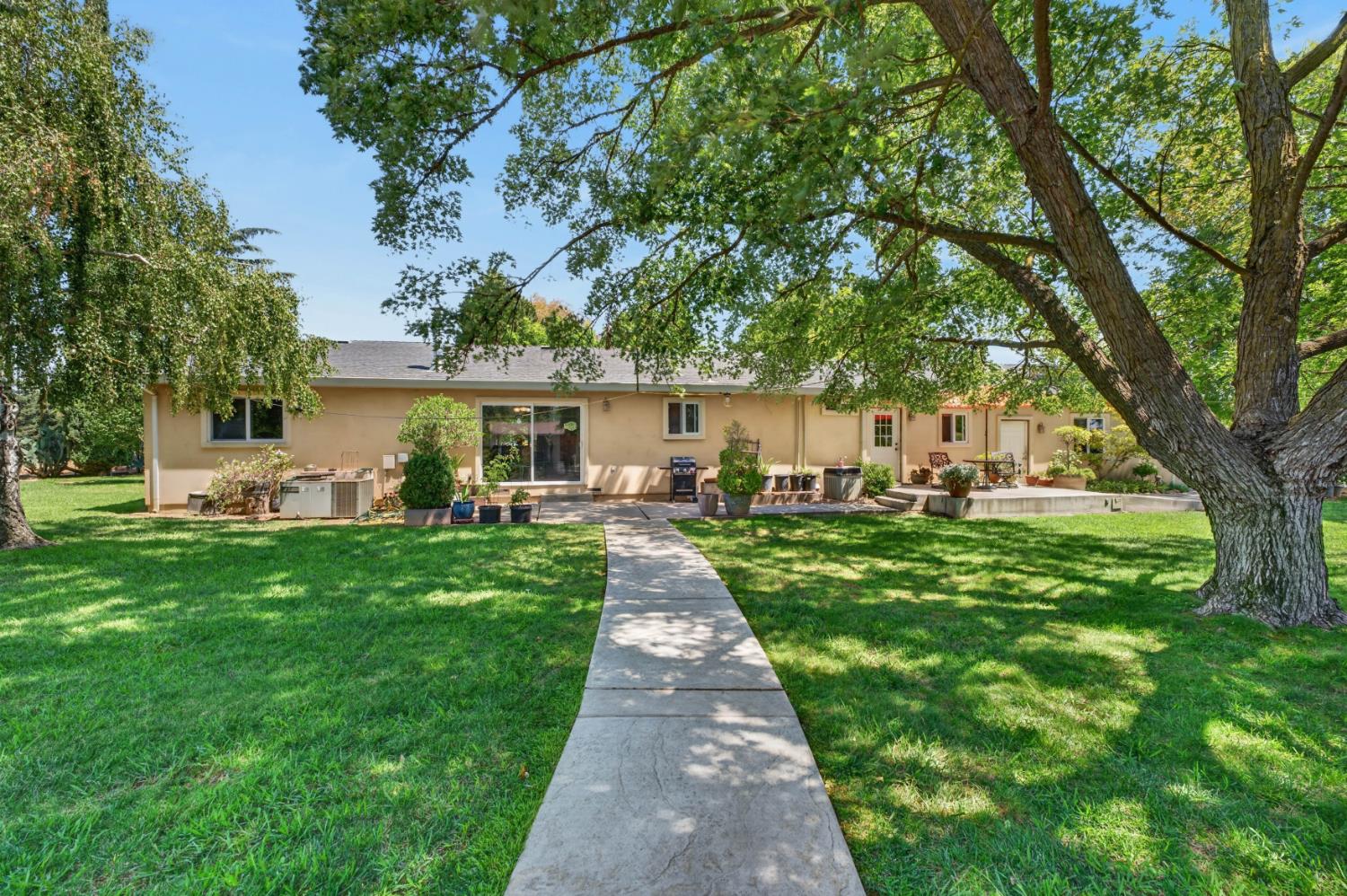 8986 Mooney Road Elk Grove, CA 95624 - Photo 60 of 92 Gallery Image 60