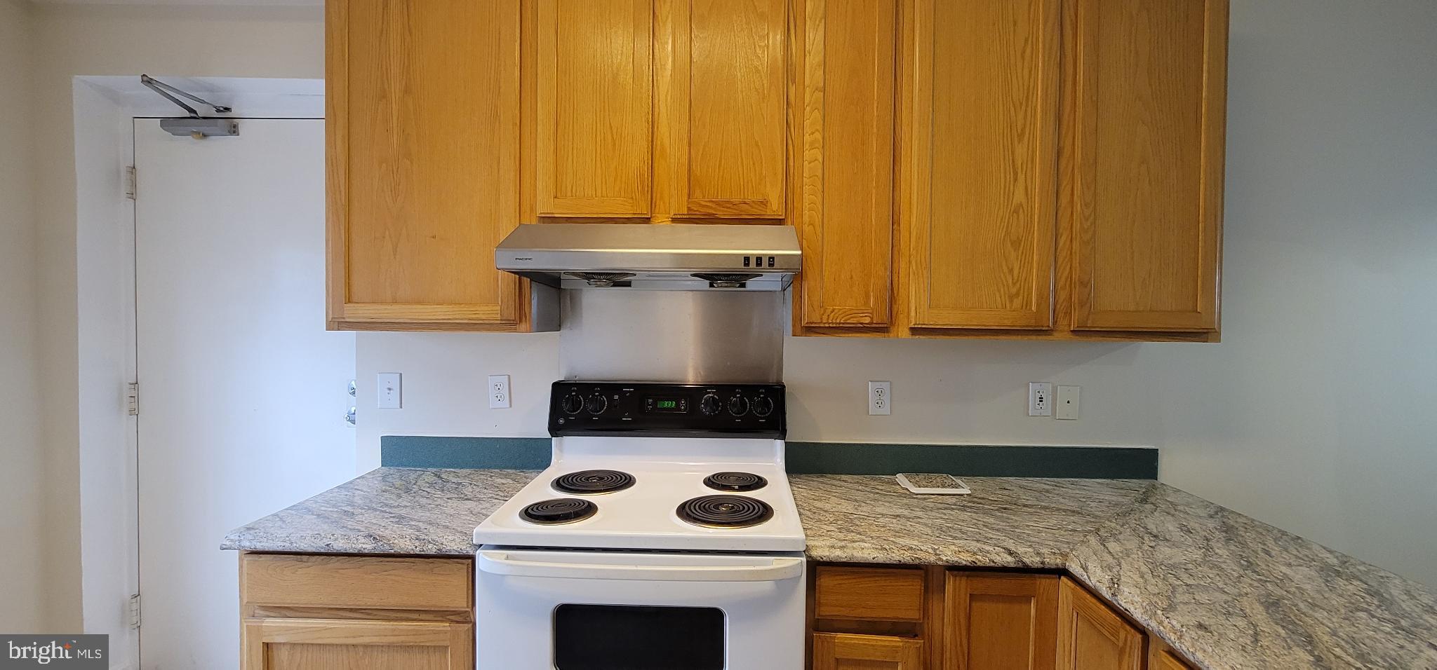 356 Main Street, Unit 300 Gaithersburg, MD 20878 - Photo 5 of 23 Modern kitchen with sleek finishes.