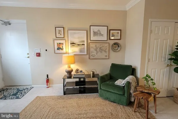 $1,950 | 356 Main Street, Unit 300, Gaithersburg, MD 20878