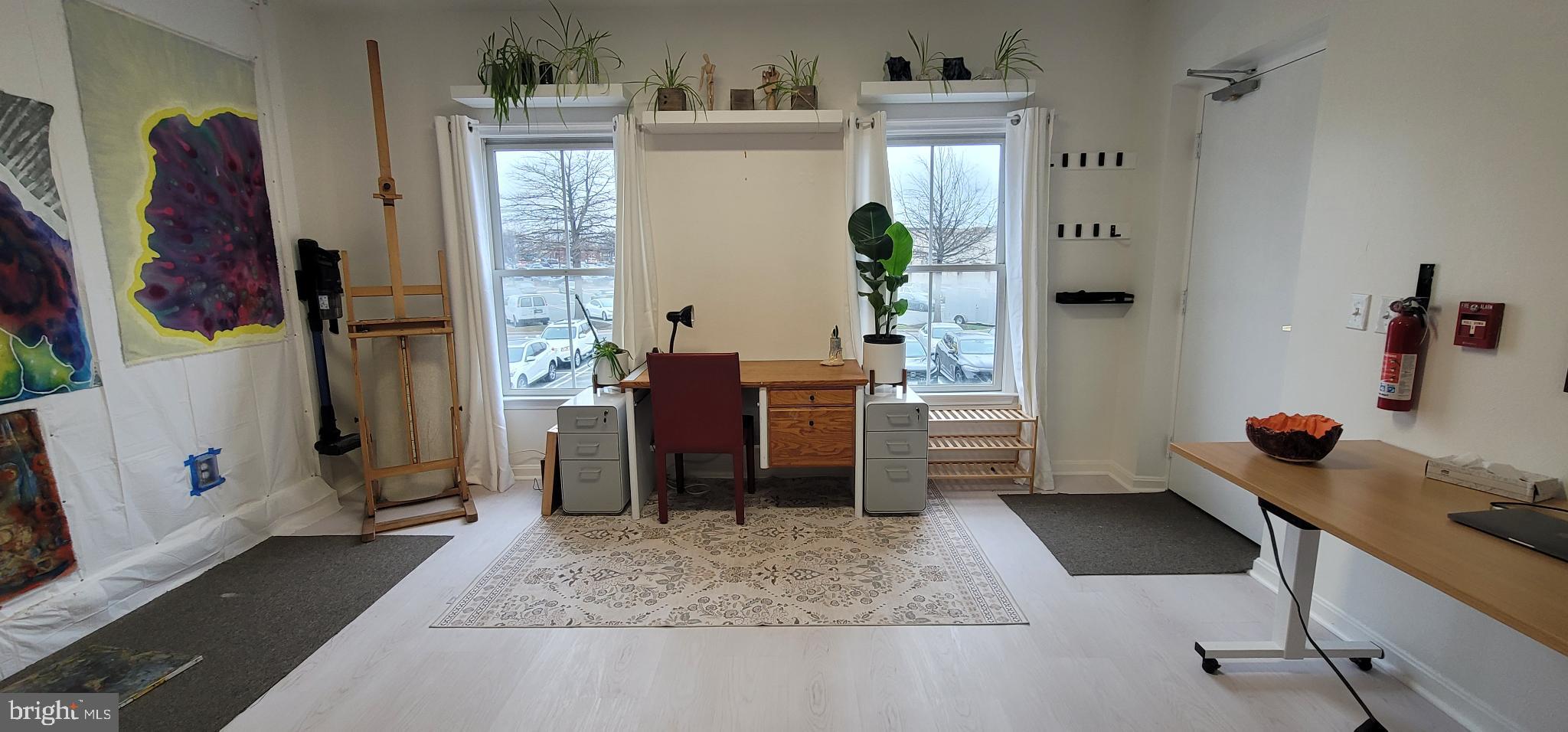 356 Main Street, Unit 300 Gaithersburg, MD 20878 - Photo 10 of 23 Bright and airy!