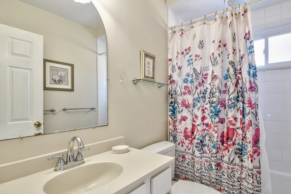 30 Pilgrim Road Natick, MA 01760 - Photo 14 of 22 Gallery Image 14