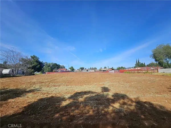 $300,000 | 24208 Dracaea Avenue, Moreno Valley, CA 92553