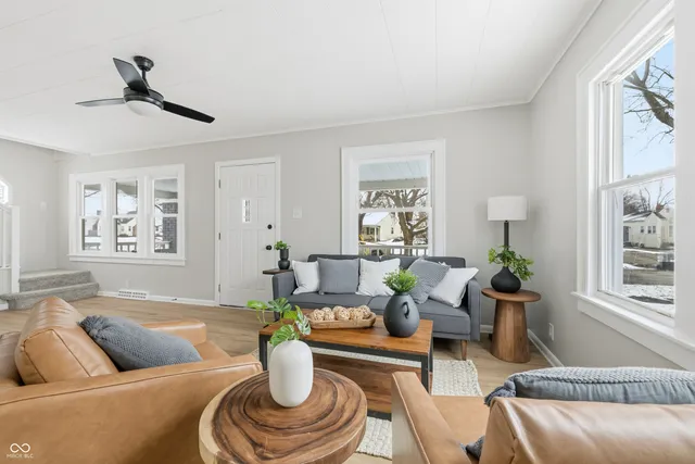 $184,900 | 216 Haverhill Drive, Anderson, IN 46013