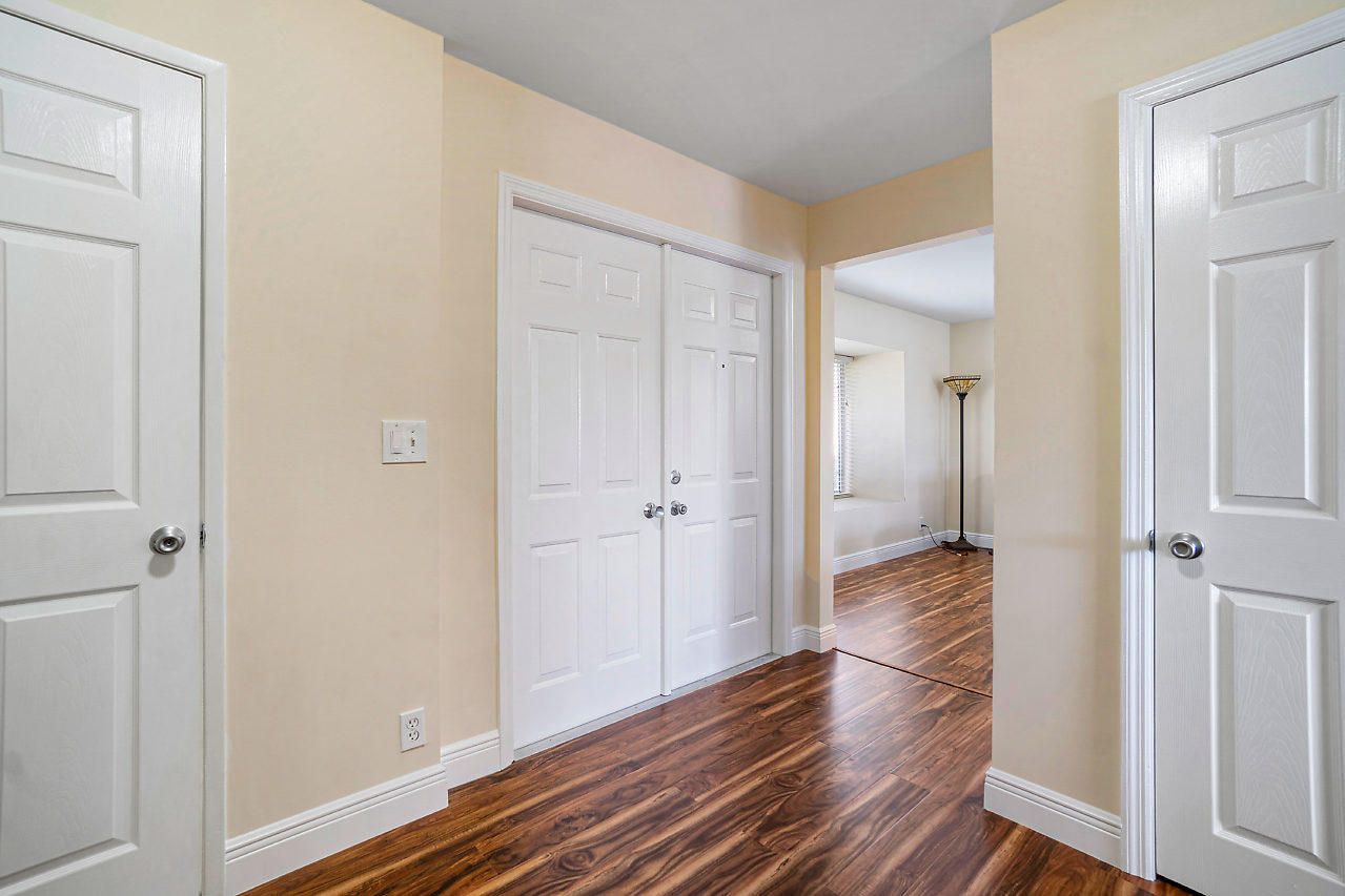 9831 Robins Nest Road Boca Raton, FL 33496 - Photo 4 of 39 Entrance