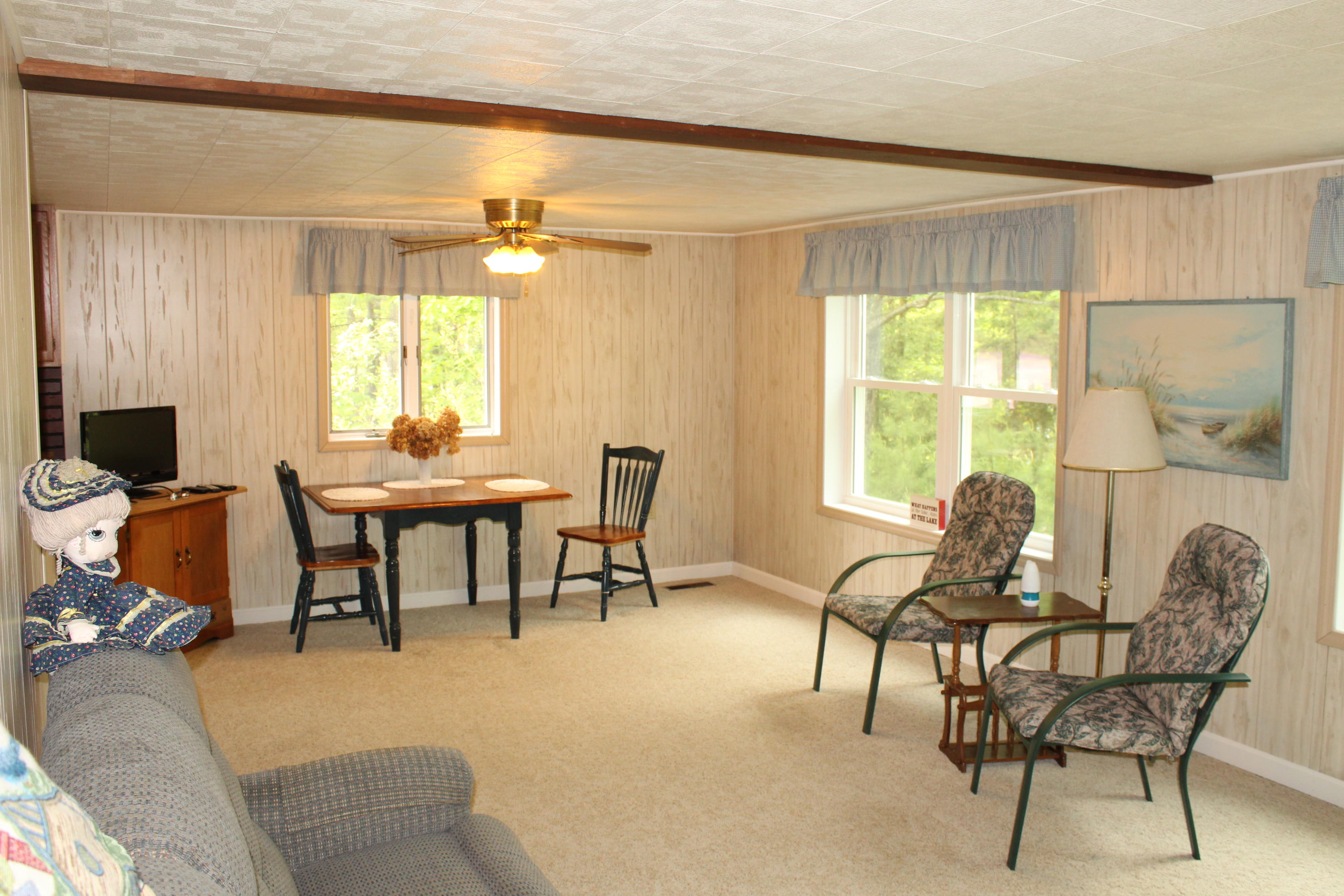 285 Crew Road Sanbornville, NH 03872 - Photo 5 of 38 IMG_3428