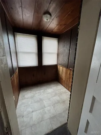 $295,000 | 3941 Minnesota Avenue, St. Louis, MO 63118