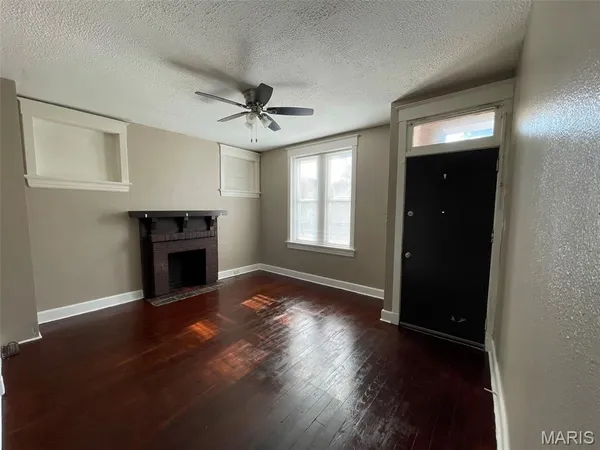 $295,000 | 3941 Minnesota Avenue, St. Louis, MO 63118