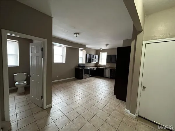 $295,000 | 3941 Minnesota Avenue, St. Louis, MO 63118